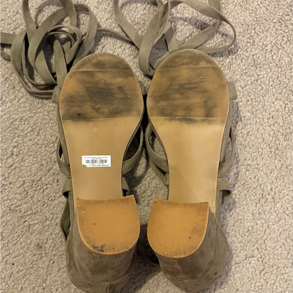 Torrid Taupe Faux Suede Wrap Heels 11WW - Picture 5 of 9